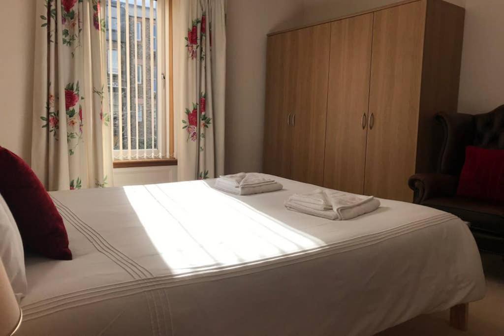 2 Catherines City Cottage Perth Bagian luar foto