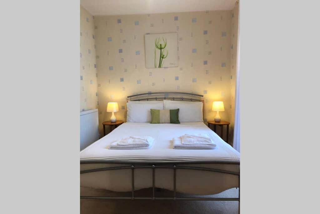 2 Catherines City Cottage Perth Bagian luar foto